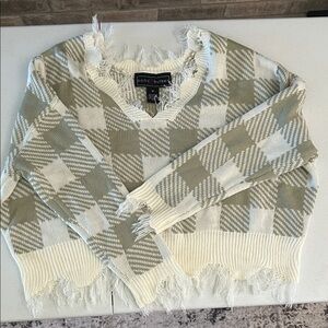 Polly & Esther V-Neck Checkered Cropped Acrylic Sweater - Olive and Cream